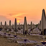 Flat With Terrace-beahost * Bibione