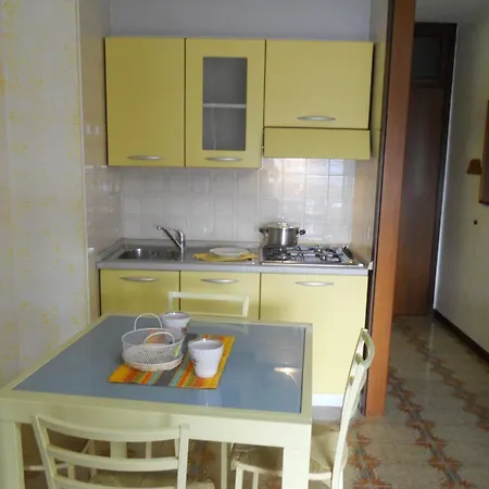 Flat With Terrace-beahost