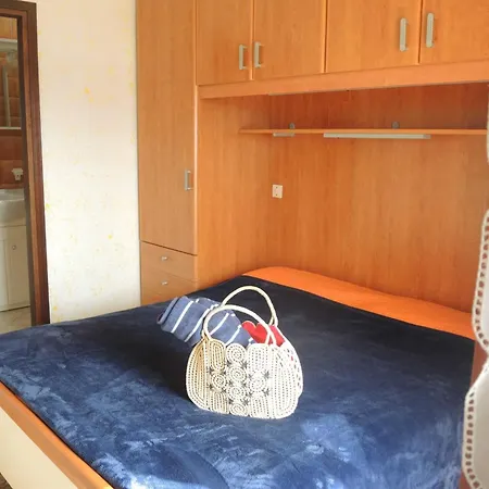 Gorgeous Flat With Terrace - Beahost *