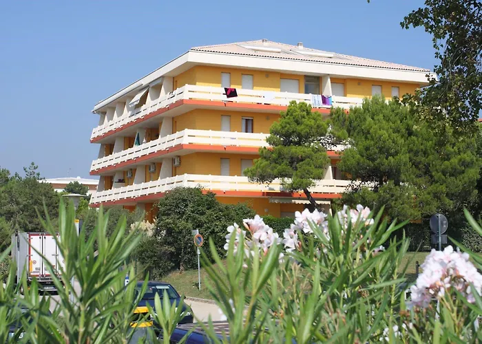 Flat With Terrace-beahost *